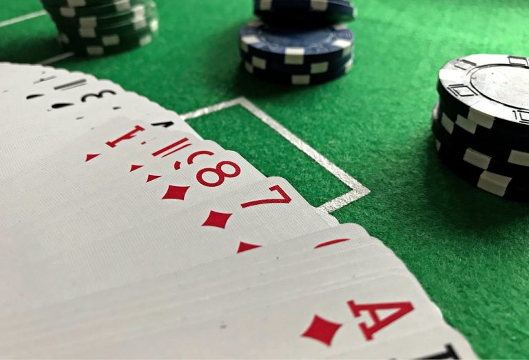 Ultrabet Platformu: Ekspert Bahis Hizmetleri ve Casino Tecrübesinin Noktası